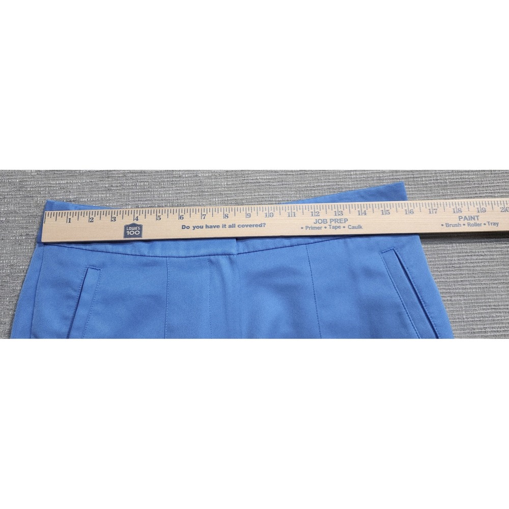 IZOD Golf Womens Blue Performance Chino Shorts Size 8 Mesh Lined Activewear - Picture 4 of 12